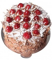 Dengeli Tat Profili 6–9 Kişilik Çikolatalı Frambuazlı Yaş Pasta