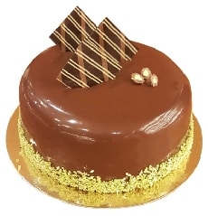 Taze ve Lezzetli 2-3 Kişilik Sade Çikolatalı Yaş Pasta